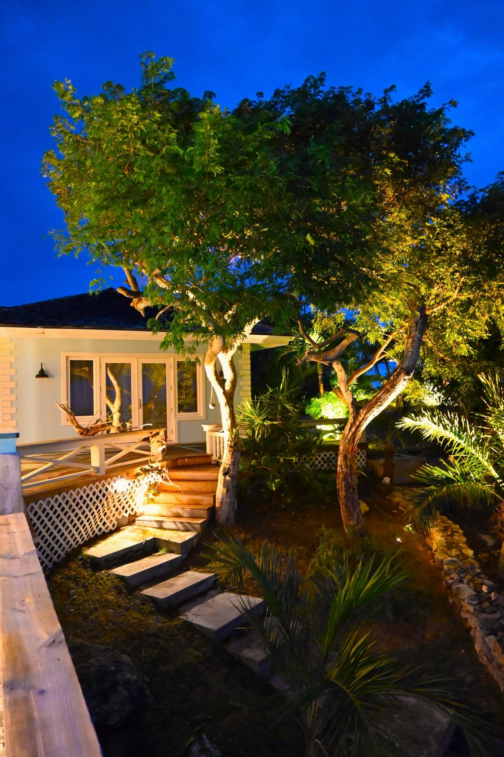 Junior-suite-outside-Bahari-house-Great-Exuma-Bahamas